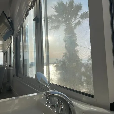 Dantela Butik 2* Çeşme