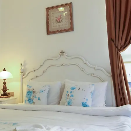 Dantela Butik Hotell Çeşme