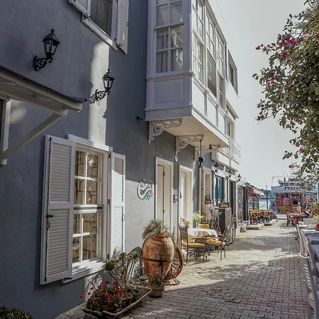 Dantela Butik Çeşme