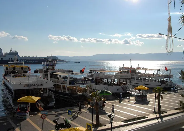 فندق Dantela Butik Çeşme