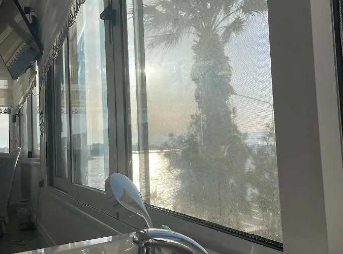 丹特拉布提克酒店 2* Çeşme