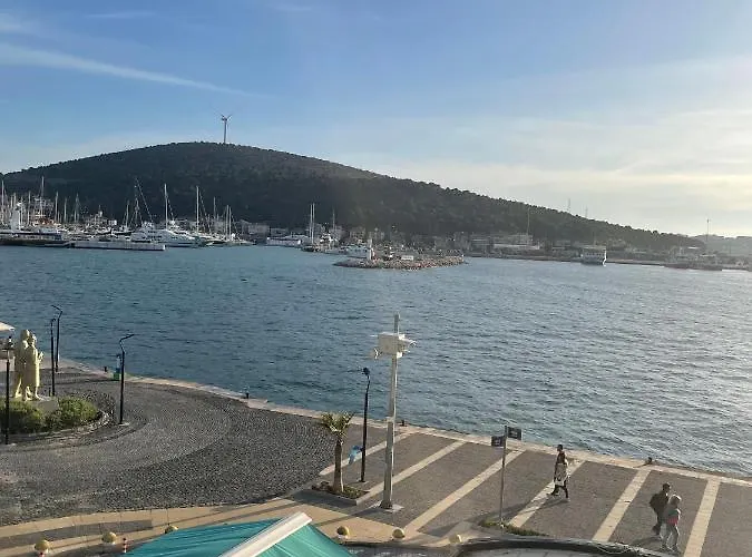 丹特拉布提克酒店 Çeşme