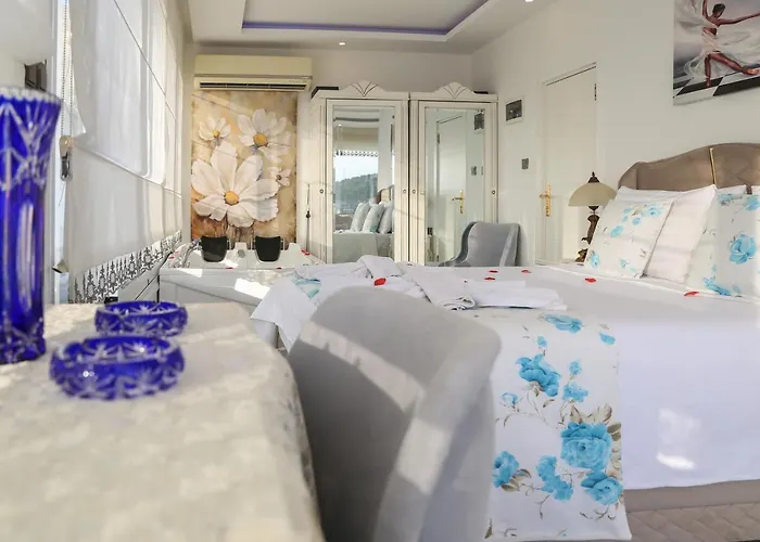 فندق Dantela Butik Çeşme