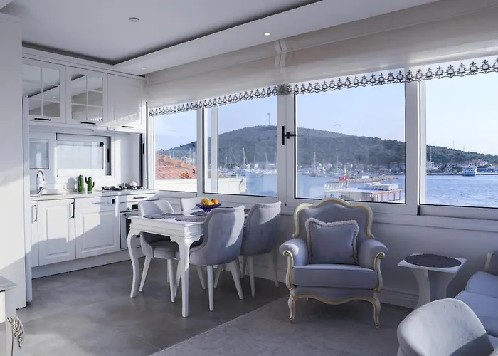 丹特拉布提克酒店 2* Çeşme