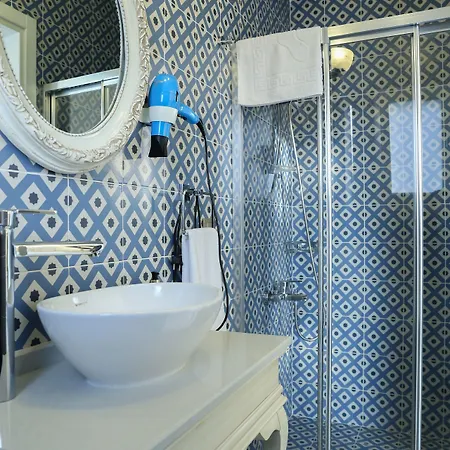 Dantela Butik 2* Çeşme