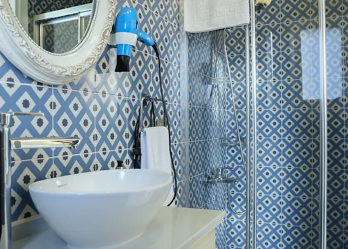 Dantela Butik 2* Çeşme